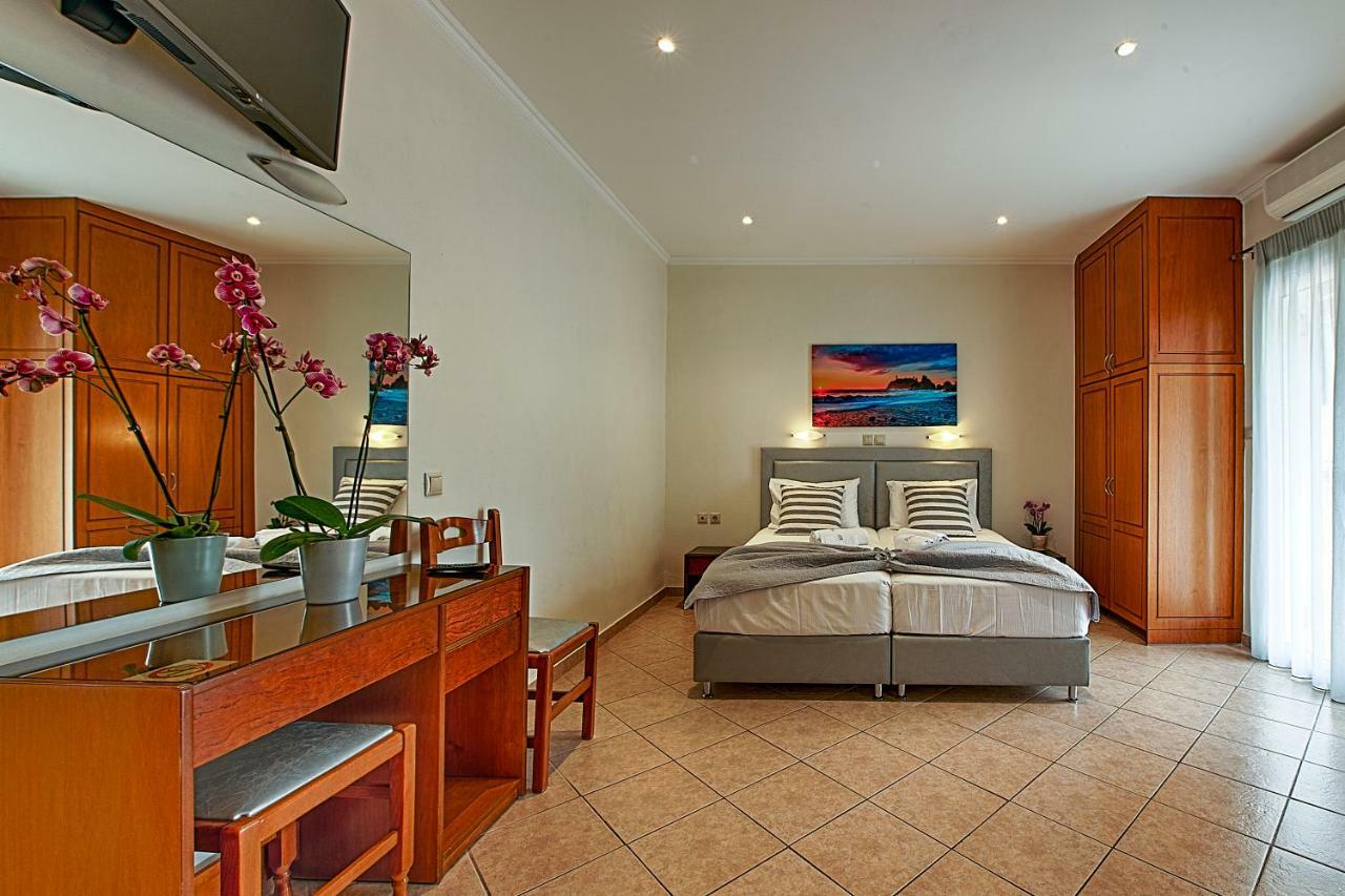 Angelica Hotel Άγιος Γόρδιος Εξωτερικό φωτογραφία